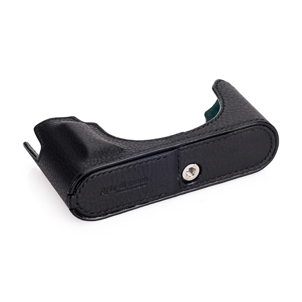 Arte di Mano Half Case for Leica M10 with Battery Access Door - Minerva Black with Black Stitching - Image 3