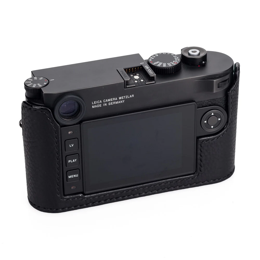 Arte di Mano Half Case for Leica M10 with Battery Access Door - Minerva Black with Black Stitching - Image 6