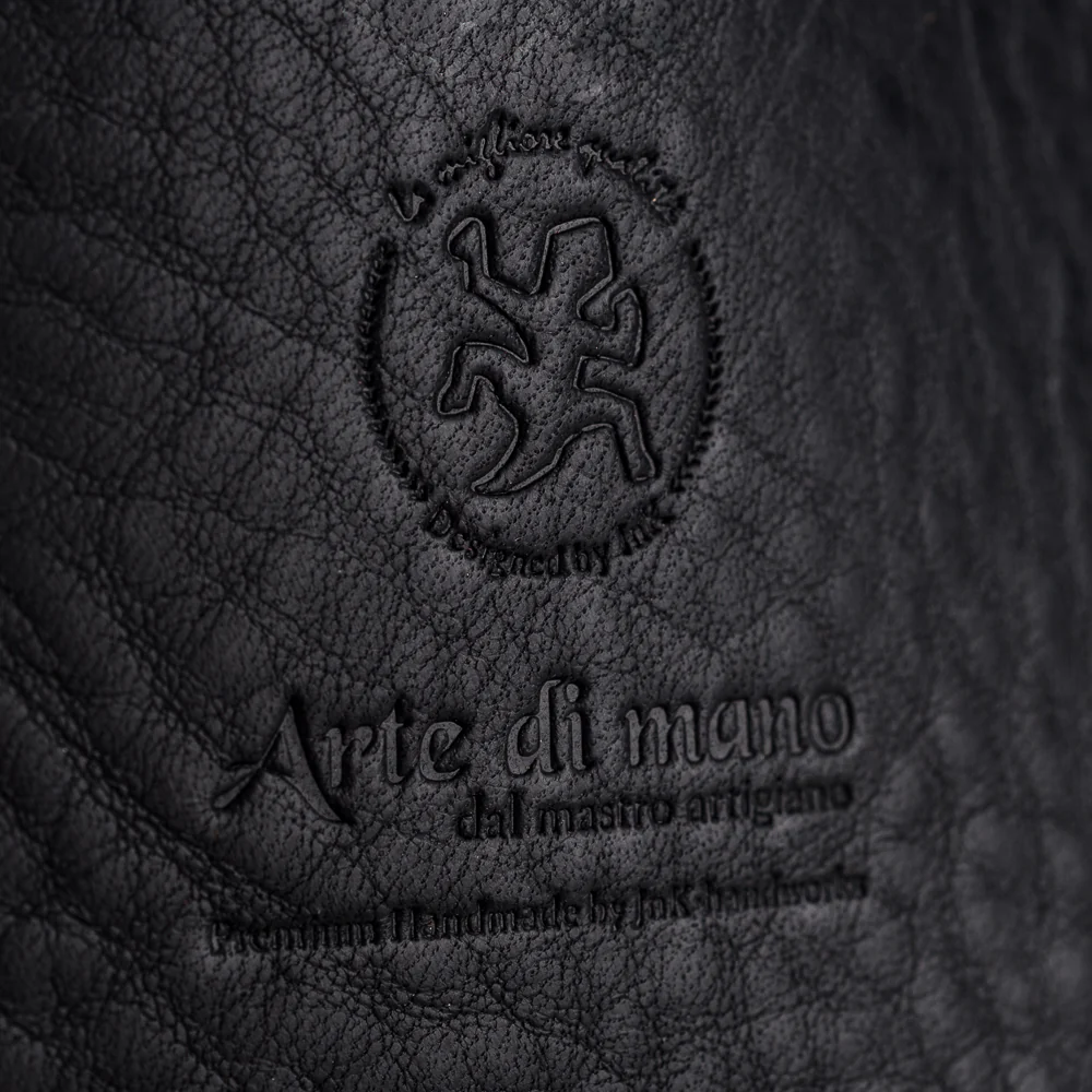 Arte di Mano Heritage Camera Bag - Minerva Black with Black Stitching - Image 10
