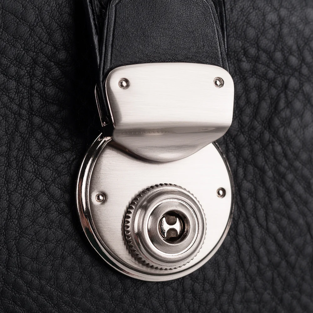 Arte di Mano Heritage Camera Bag - Minerva Black with Black Stitching - Image 9