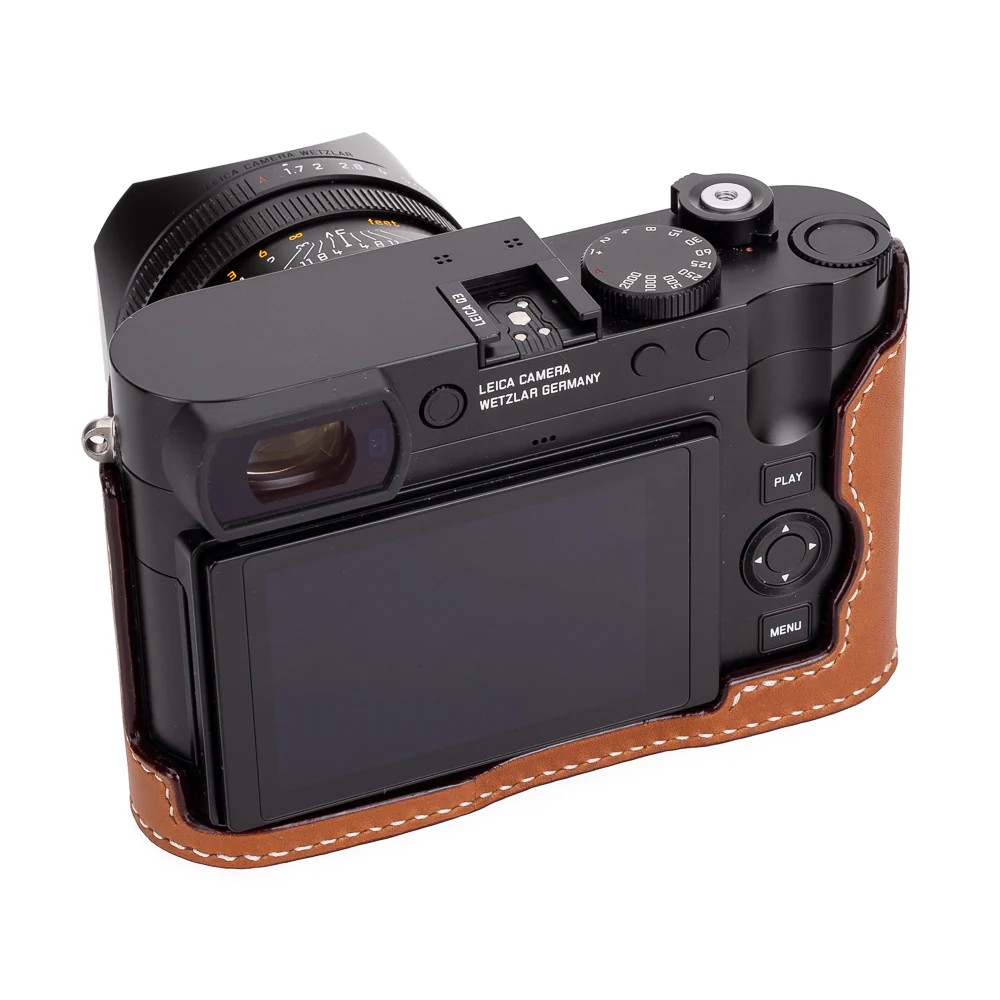 Arte di Mano Leica Q3 Half Case (Type 1-SD, Screw Secured) - Novonappa Tan - Image 7