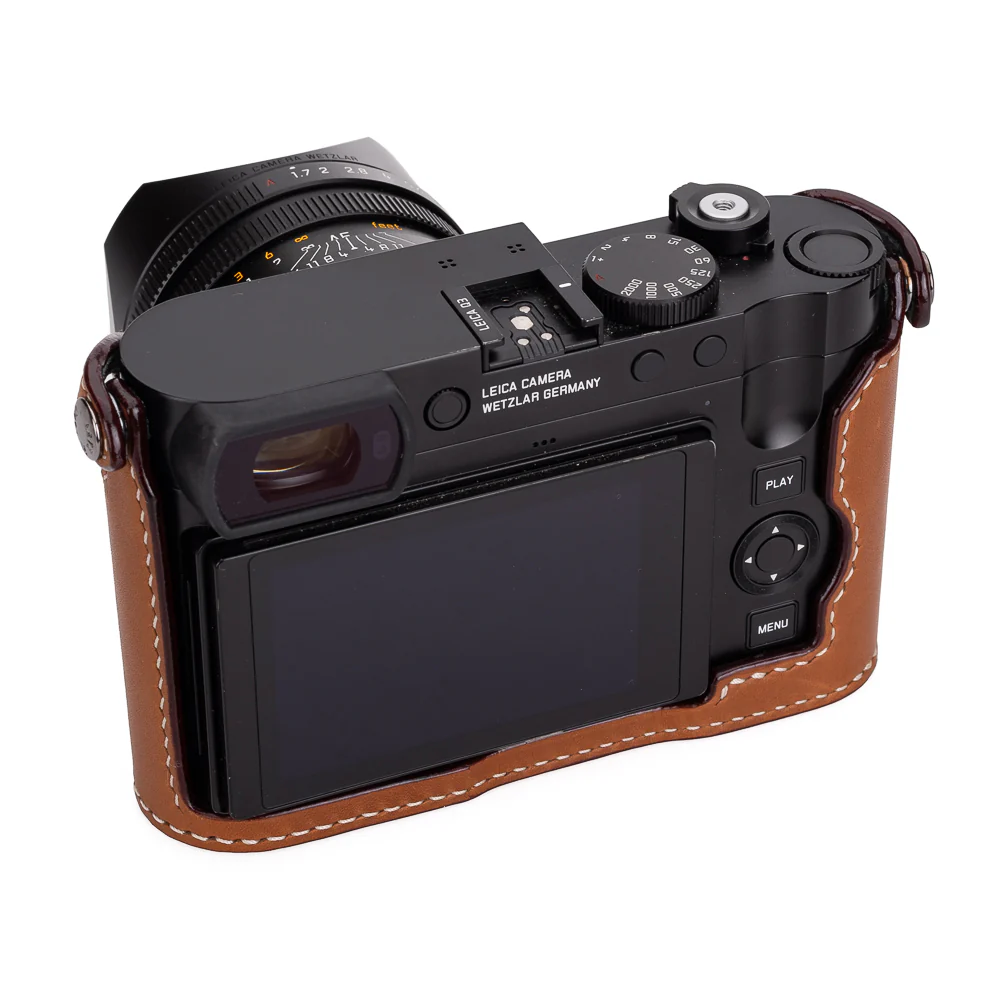 Arte di Mano Leica Q3 Half Case (Type 2-TR, Snap Secured, Tripod Mount) - Novonappa Tan - Image 8