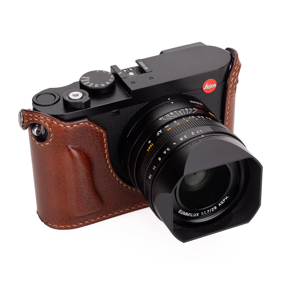 Arte di Mano Leica Q3 Half Case (Type 2-TR, Snap Secured, Tripod Mount) - Rally Volpe - Image 6