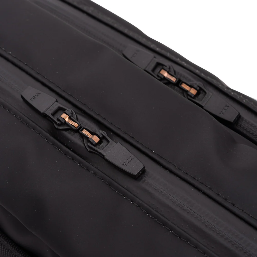 Artisan & Artist* Gear Box Pro ACAM-610D Camera Bag - Image 8