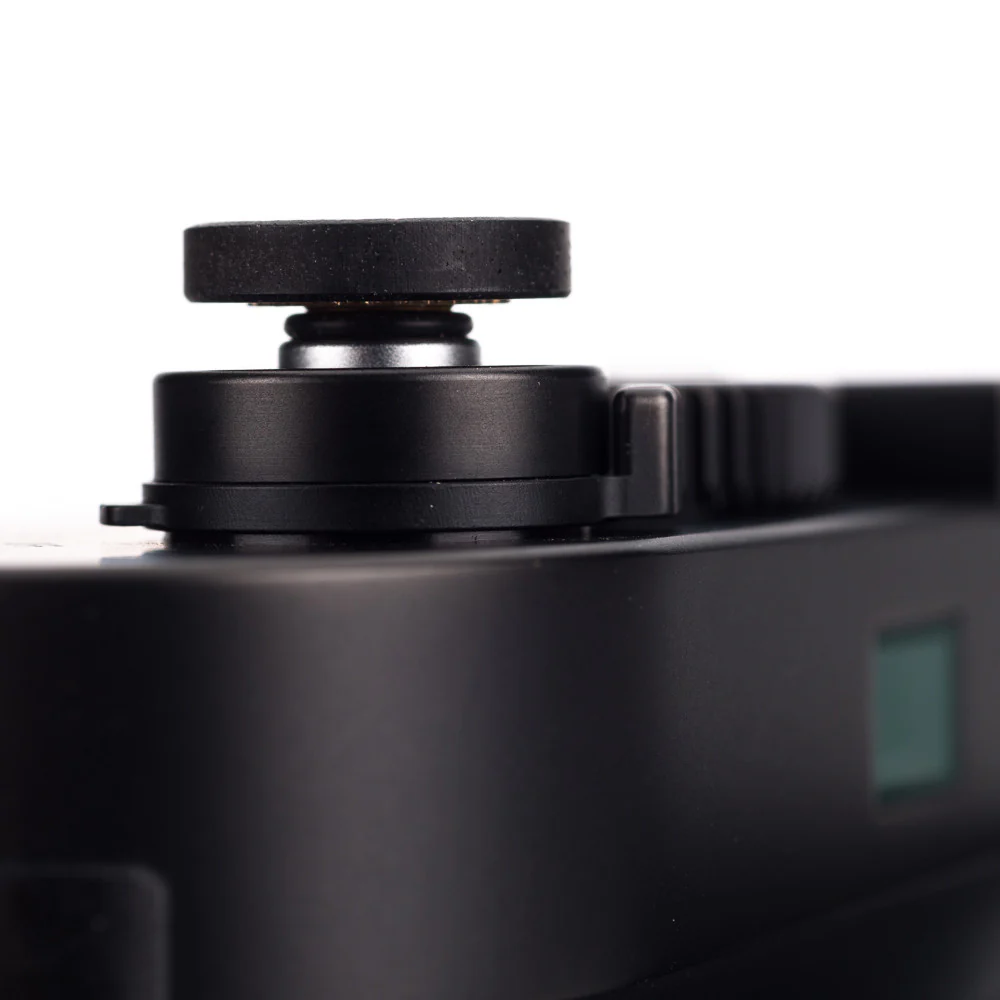 Artisan Obscura 'Bird' Wood Soft Release - 14mm, Concave, Ebony - Image 3