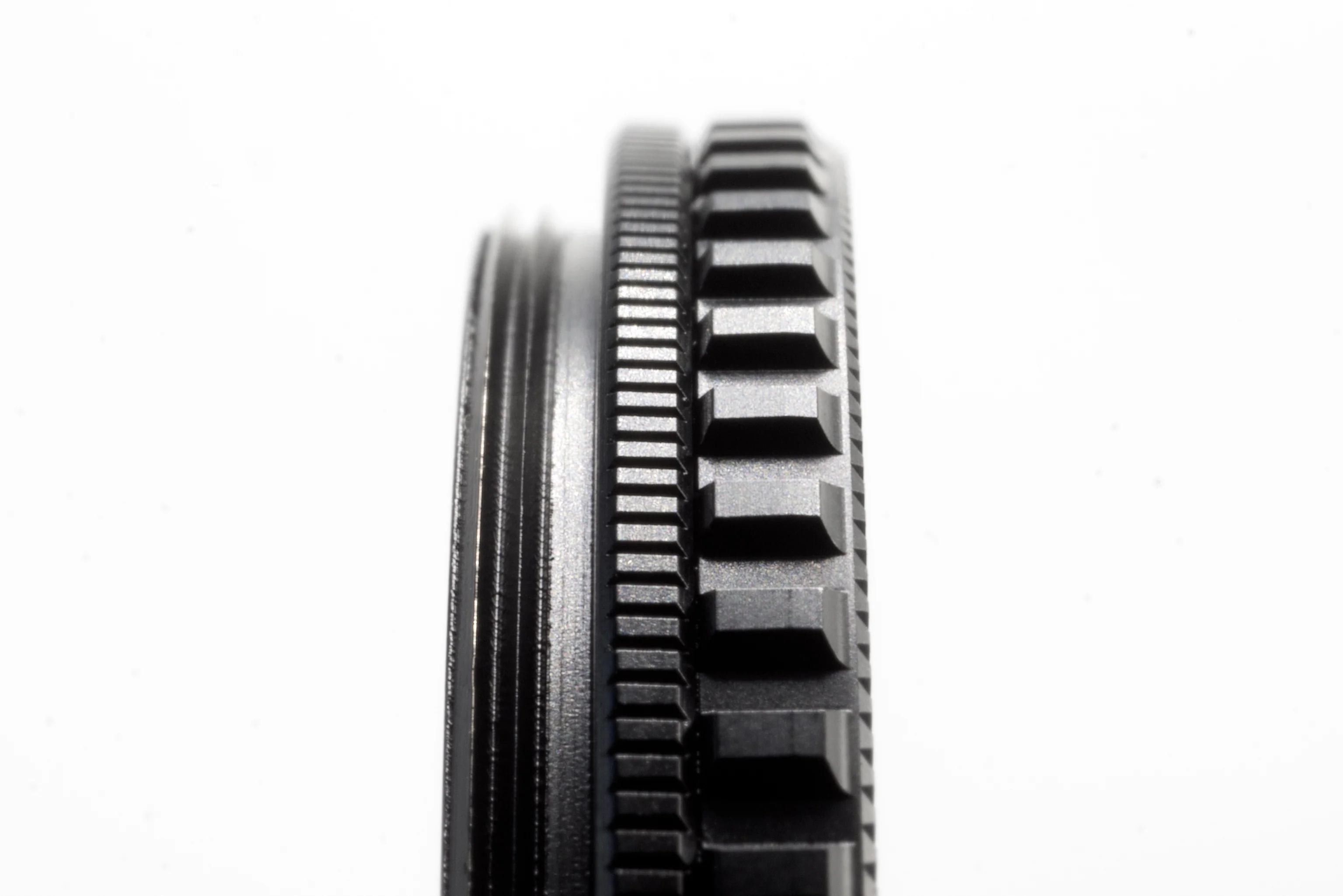 Breakthrough Photography 82mm 6-Stop Dark Circular Polarizer - Image 3