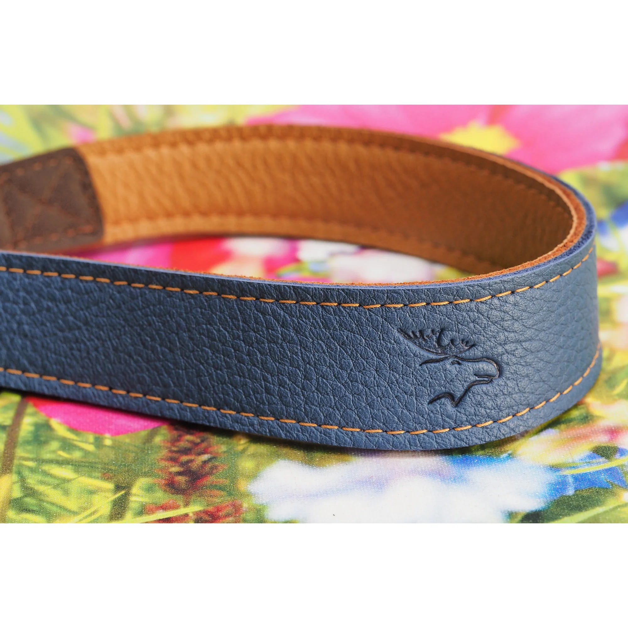 EDDYCAM Elk Leather Vintage Neck Strap, 35mm Wide, Sky/Natural with Natural Stitching - Image 9