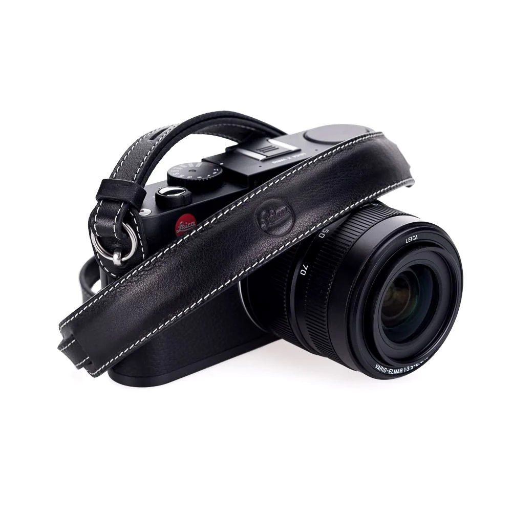 Leica Leather Neckstrap with protection flap, Black - Image 3