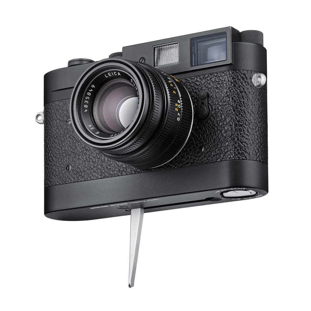 Leicavit M, Black Finish - Image 3