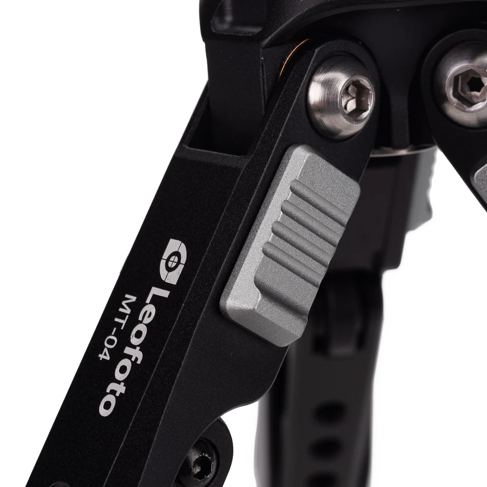 Leofoto MT-04+LH-30 Table Top Tripod Kit, Black - Image 4