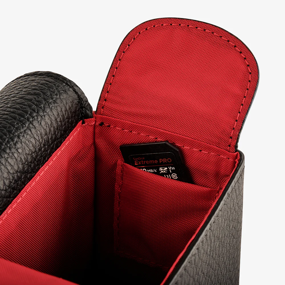 Oberwerth ‘Albert’ Leather Camera Bag - Black with Black Stitching - Image 10