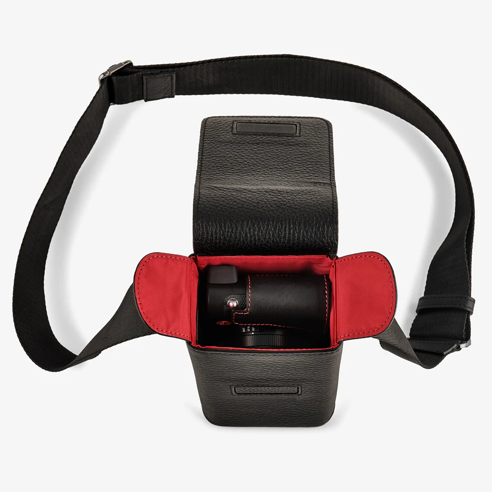 Oberwerth ‘Albert’ Leather Camera Bag - Black with Black Stitching - Image 8