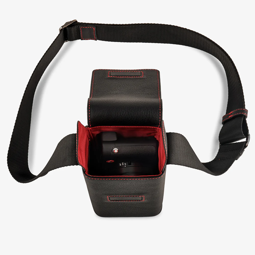 Oberwerth ‘Albert’ Leather Camera Bag - Black with Red Stitching - Image 7