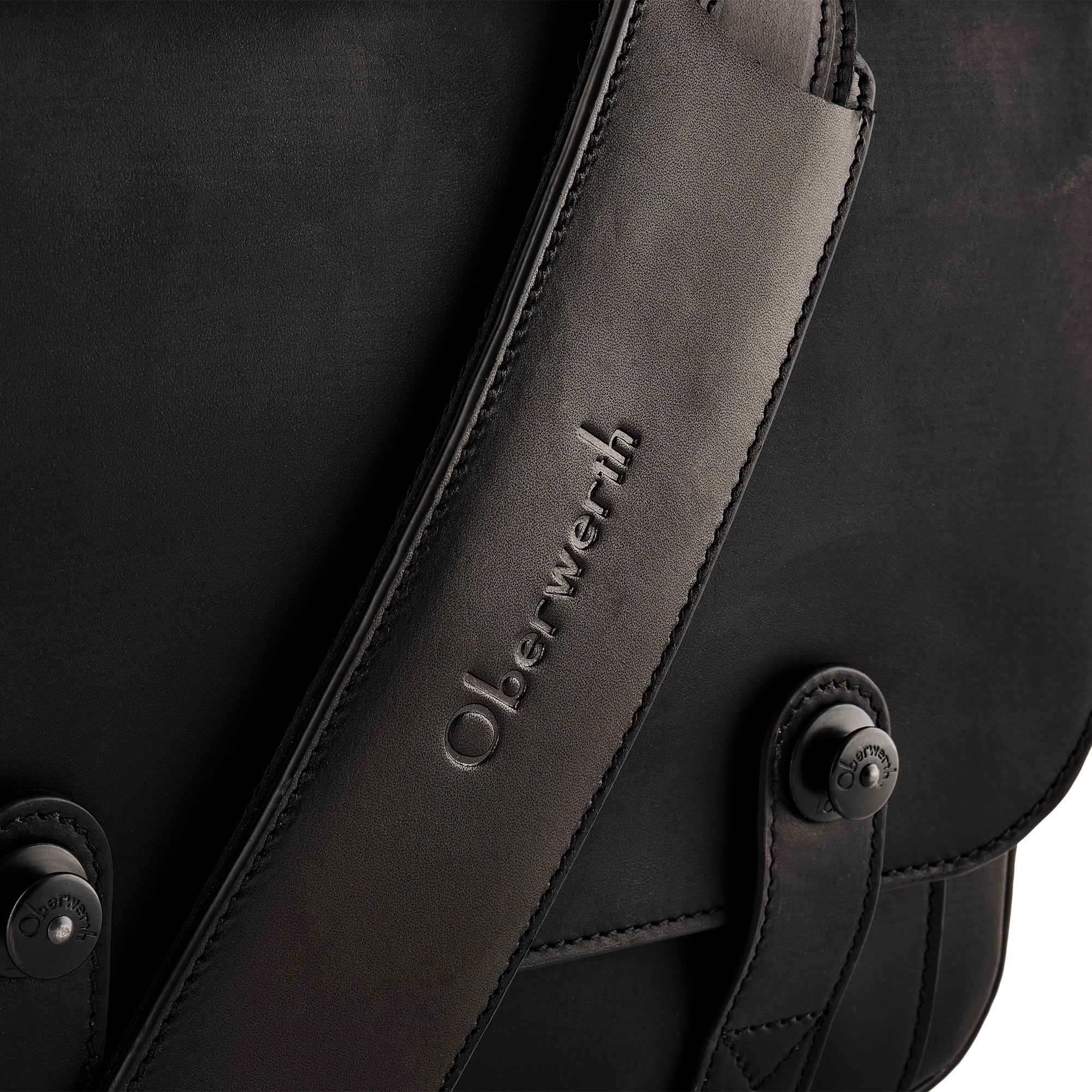 Oberwerth Signature Line Camera Bag (Large), Black with Red Lining - Image 4