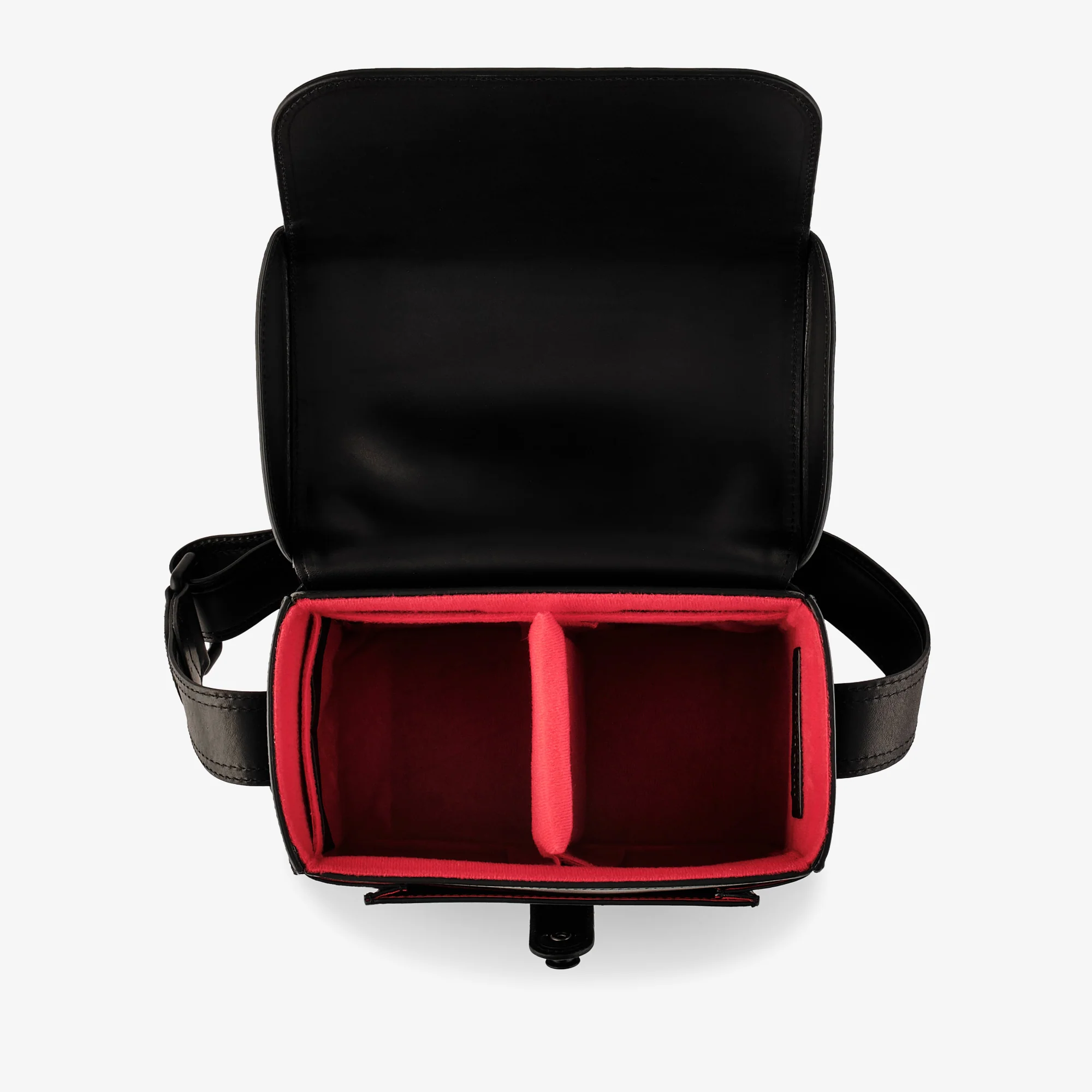 Oberwerth Signature Line Camera Bag (Medium), Black with Red Lining - Image 9