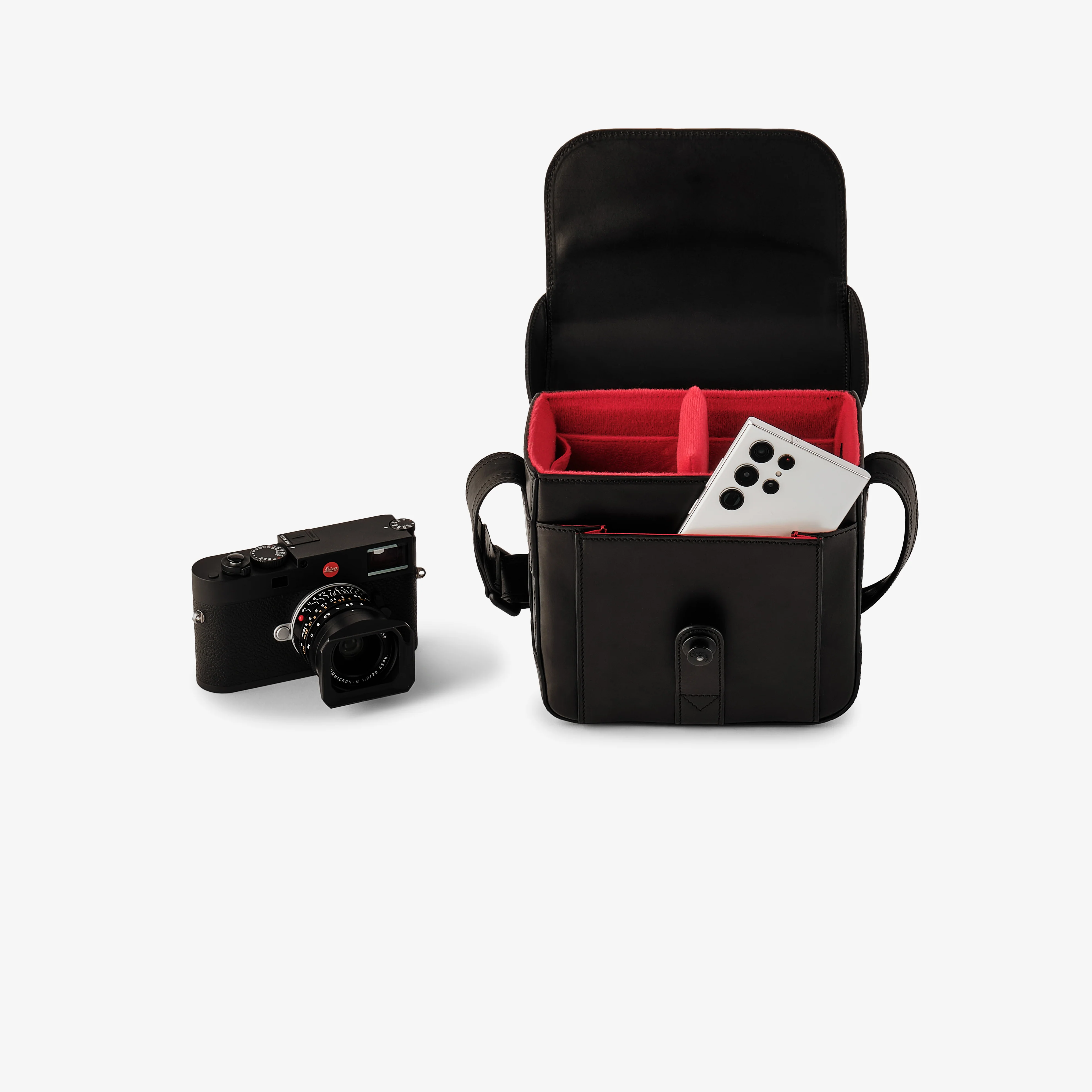 Oberwerth Signature Line Camera Bag (Small), Black with Red Lining - Image 12