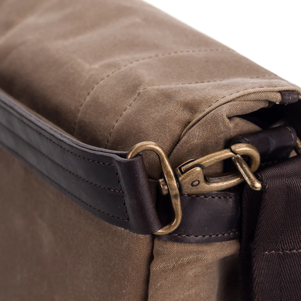 ONA Prince Street Camera Messenger Bag - Field Tan - Image 5