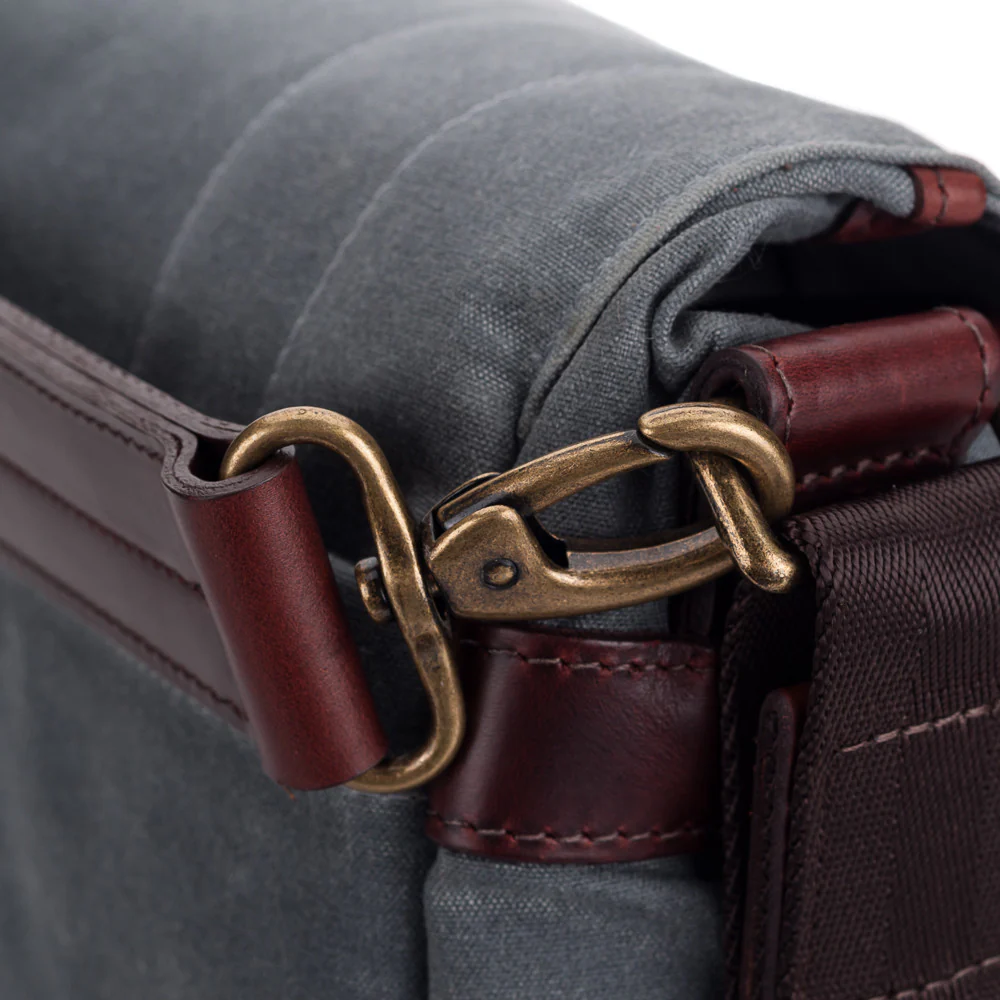 ONA Prince Street Camera Messenger Bag - Smoke - Image 5