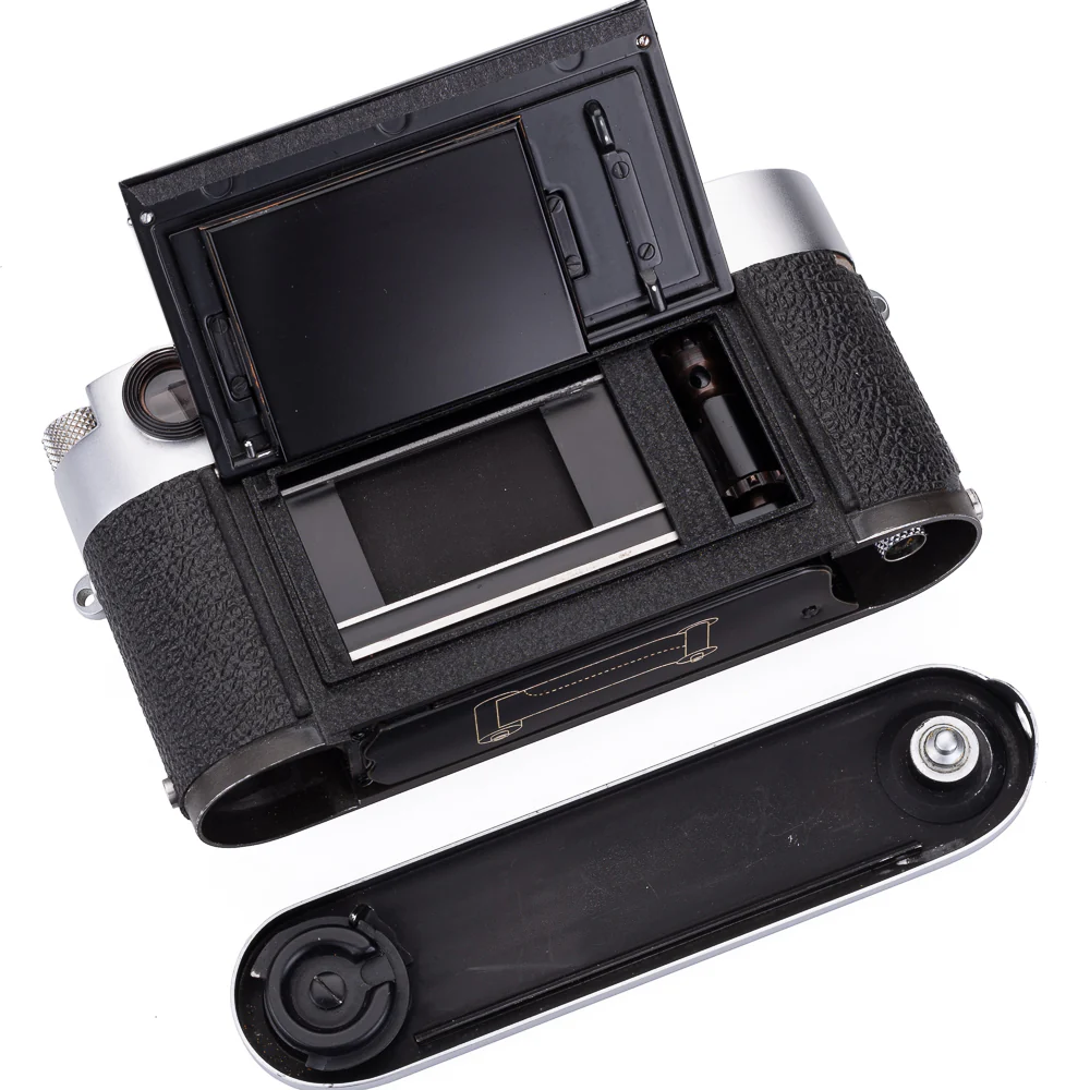 Used Leica M2, silver chrome (Lever Rewind, Self Timer, 1960) - Recent DAG CLA - Image 6