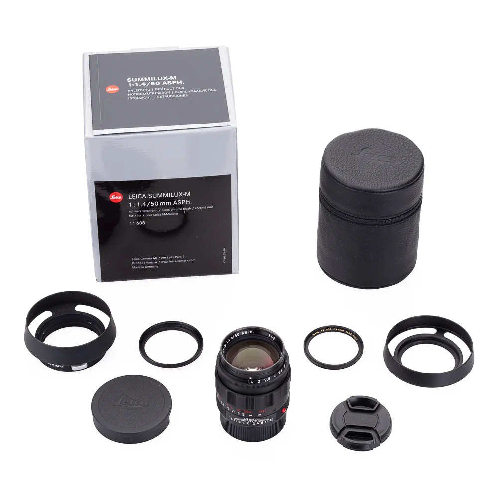 Used Leica Summilux-M 50mm f/1.4 ASPH, black chrome - UV Filter & Threaded Hood - Image 6