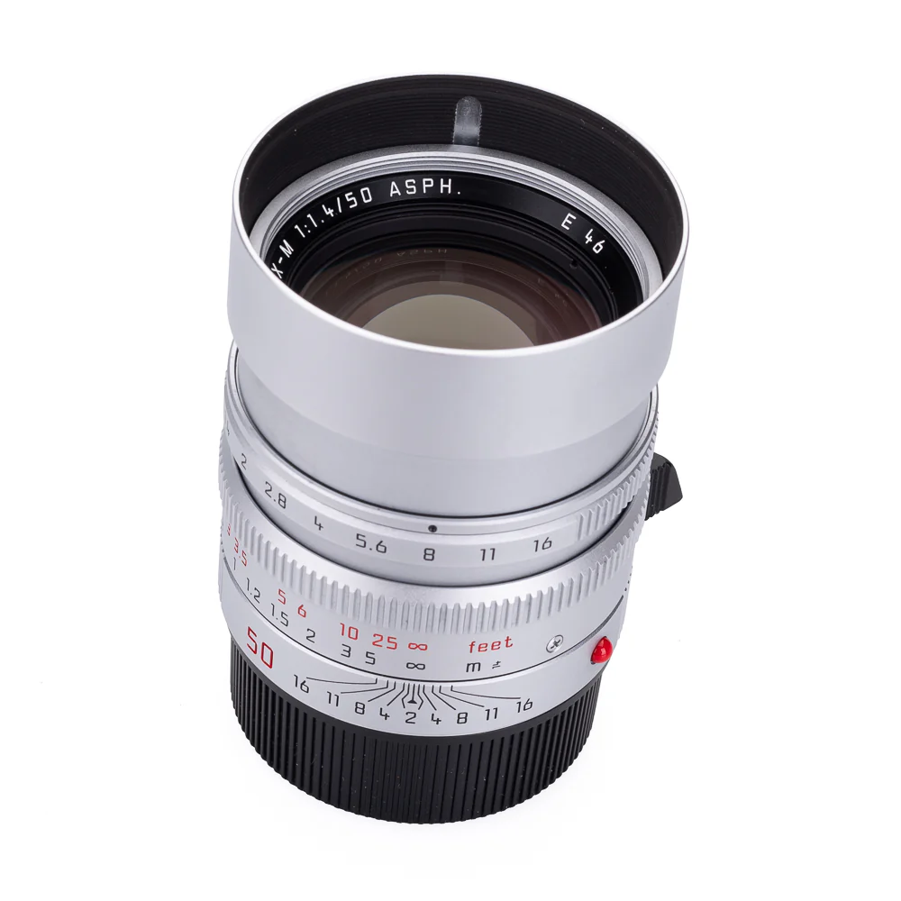 Used Leica Summilux-M 50mm f/1.4 ASPH, silver chrome - 6-Bit - UVa Filter - Image 5