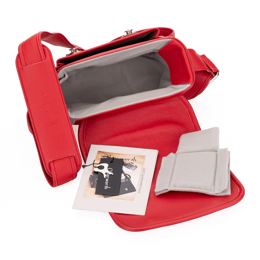 Used Oberwerth ‘Phil’ Leather Camera Bag (Fire Red) - Image 4