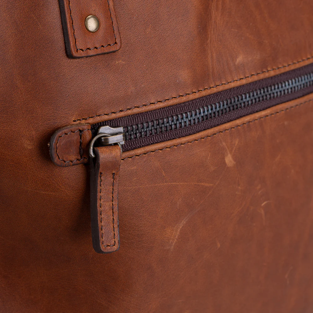 Used ONA The Capri II Camera Bag (Antique Cognac Leather) - Image 4